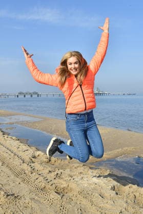 Nina Ensmann beim BALTIC LIGHTS 2026 Charity Schilttenhunderennen in Heringsdorf auf Usedom am 07.03.2026