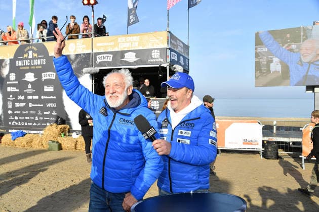 Dieter Hallervorden und Till Demtroeder beim BALTIC LIGHTS 2026 Charity Schilttenhunderennen in Heringsdorf auf Usedom am 07.03.2026