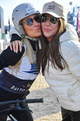 Janine Kunze und Simone Thomalla beim BALTIC LIGHTS 2026 Charity Schilttenhunderennen in Heringsdorf auf Usedom am 07.03.2026