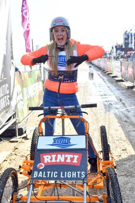 Nina Ensmann beim BALTIC LIGHTS 2026 Charity Schilttenhunderennen in Heringsdorf auf Usedom am 07.03.2026