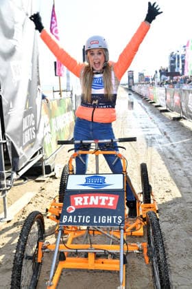Nina Ensmann beim BALTIC LIGHTS 2026 Charity Schilttenhunderennen in Heringsdorf auf Usedom am 07.03.2026