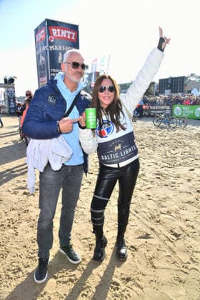 Simone Thomalla mit Partner Rene Marchand beim BALTIC LIGHTS 2026 Charity Schilttenhunderennen in Heringsdorf auf Usedom am 07.03.2026