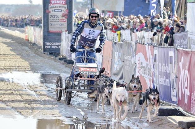Alec Voelkel beim BALTIC LIGHTS 2026 Charity Schilttenhunderennen in Heringsdorf auf Usedom am 07.03.2026