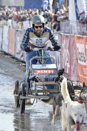 Alec Voelkel beim BALTIC LIGHTS 2026 Charity Schilttenhunderennen in Heringsdorf auf Usedom am 07.03.2026