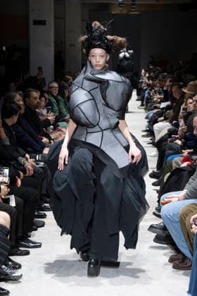 Comme des garcons Womenswear Collection Fall Winter 2026 2027 show as part of Paris Fashion Week PFW , in Paris, France, on March 07, 2026 Bestimage Runway during the Comme des garcons Womenswear Fall Winter 2026 2027 show as part of Paris Fashion Week on March 07, 2026 in Paris, France Paris France  Copyright: xAgencex xBestimagexAgencex xBestimagex