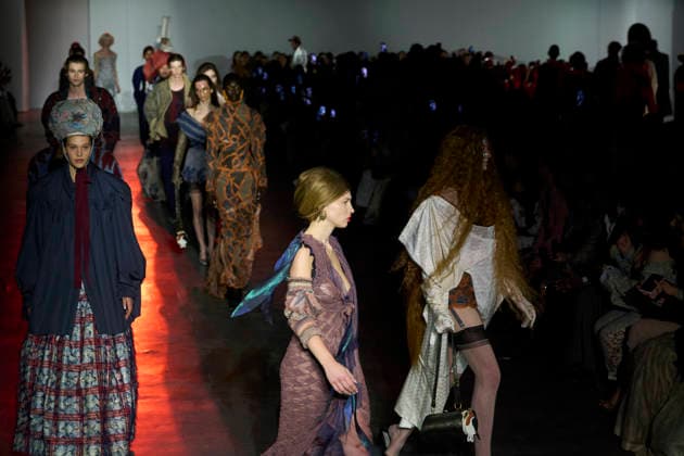 Paris Fashion Week - Women F W 26-27 Vivienne Westwood fashion show Vibes Paris, France Paris Fashion Week - Women F W 26-27 Vivienne Westwood fashion show Vibes Paris, France 7th March 2026 SGPItalia id 134576_009 * Not Exclusive  Copyright: xLorenzoxCremonax