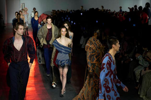 Paris Fashion Week - Women F W 26-27 Vivienne Westwood fashion show Vibes Paris, France Paris Fashion Week - Women F W 26-27 Vivienne Westwood fashion show Vibes Paris, France 7th March 2026 SGPItalia id 134576_009 * Not Exclusive  Copyright: xLorenzoxCremonax