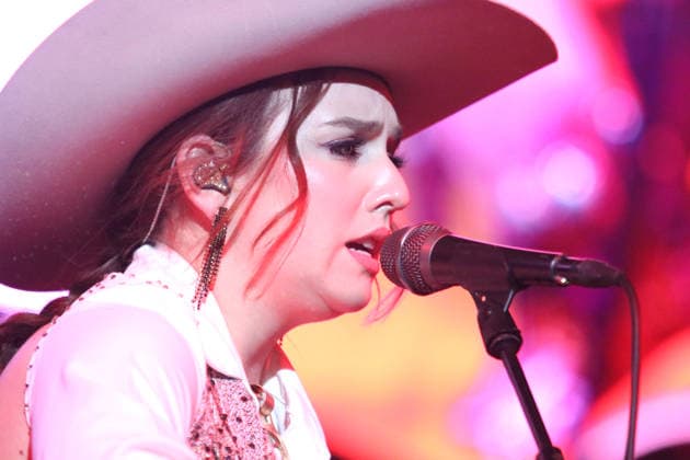 Noeline Hofmann Auftritt beim C2C Country 2 Country Festival am 08.03.2026 in Berlin. Copyright: xmix1x
