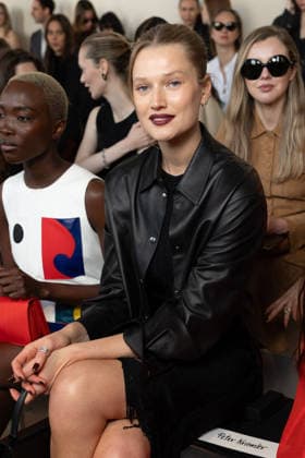 Toni Garrn at the Front Row of the Akris Womenswear Collection Prêt à Porter Automne Hiver 2026 2027 show as part of Paris Fashion Week PFW at Palais de Tokyo, Paris, France, March 08, 2026 Julien Sarkissian Bestimage Front Row at the Akris Womenswear Fall Winter 2026 2027 show as part of Paris Fashion Week on March 08, 2026 in Paris, France  Copyright: xJulienxSarkissianx xBestimagexJulienxSarkissianx xBestimagex