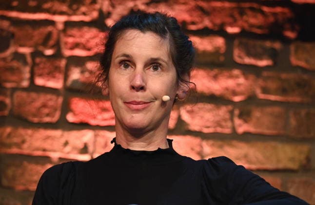 Autorin Daniela Dröscher,liest und spricht auf der Lit.Cologne, dem internationalen Literaturfestival