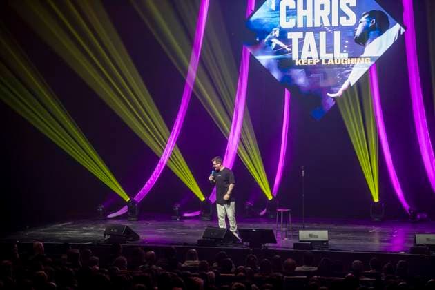 Comedian Chris Tall im TaM 08.03.2026 in Duisburg ** NUR FÜR REDAKTIONELLE ZWECKE ** EDITORIAL USE ONLY **<p>Comedian Chris Tall im TaM 08.03.2026 in Duisburg Deutschland NRW Duisburg Copyright: DanielxAttia