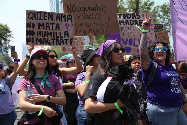 Women taking part during a rally for the International Women s Day commemoration demand stop femicides in mexico and women s rights. Thousands of women around the world join the global International Women s Day strike. on March 8, 2026 in Mexico City, Mexico. Mexico City Mexico - ZUMAe321 20260308_zia_e321_065 Copyright: xBrendaxCarrerax