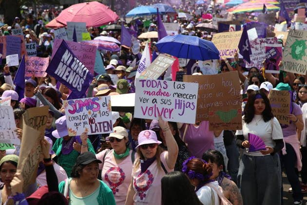 Women taking part during a rally for the International Women s Day commemoration demand stop femicides in mexico and women s rights. Thousands of women around the world join the global International Women s Day strike. on March 8, 2026 in Mexico City, Mexico. Mexico City Mexico - ZUMAe321 20260308_zia_e321_090 Copyright: xBrendaxCarrerax