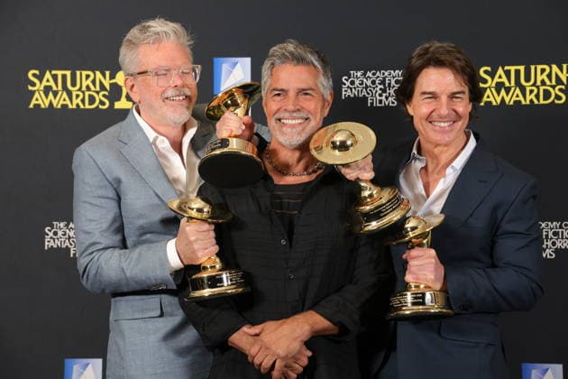 Los Angeles CA March 8 Tom Cruise, Esai Morales and Christopher McQuarrie the 53rd Annual Saturn Awards held at Universal Hilton on March 08, 2026 in Los Angeles, California. Credit: USA - ZUMAa123 20260308_zaa_a123_036 Copyright: xAdMediax