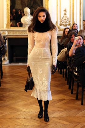 PFW - Magda Butrym Runway A model walks the runway during the Magda Butrym Womenswear Fall Winter 2026-2027 show as part of Paris Fashion Week on March 08, 2026 in Paris, France. Photo by Alain Gil Gonzalez ABACAPRESS.COM Paris France  Copyright: xGonzalezxAlain-Gil ABACAx