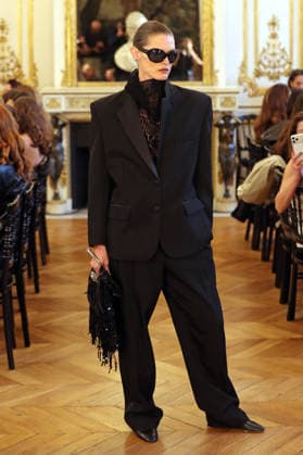 PFW - Magda Butrym Runway A model walks the runway during the Magda Butrym Womenswear Fall Winter 2026-2027 show as part of Paris Fashion Week on March 08, 2026 in Paris, France. Photo by Alain Gil Gonzalez ABACAPRESS.COM Paris France  Copyright: xGonzalezxAlain-Gil ABACAx