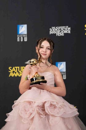 Entertainment Bilder des Tages #2 March 8, 2026, Hollywood, California, United States: Sophie Sloan arrives on the red carpet of the 53rd Annual Saturn Awards at The Hilton Universal City Hotel in Hollywood California on Mar. 8, 2026. (Contributing Photographer, Hollywood United States - ZUMAt169 20260308_zep_t169_046 Copyright: xConnorxTerryx