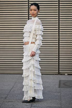 PFW Zimmermann Outside Arrivals Guest arriving at the Zimmermann show during Fashion Week in Paris, France on March 9, 2026. Photo by Julien Reynaud APS-Medias ABACAPRESS.COM Paris France  Copyright: xReynaudxJulien APS-Medias ABACAx