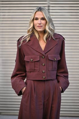PFW Zimmermann Outside Arrivals Molly Sims arriving at the Zimmermann show during Fashion Week in Paris, France on March 9, 2026. Photo by Julien Reynaud APS-Medias ABACAPRESS.COM Paris France  Copyright: xReynaudxJulien APS-Medias ABACAx