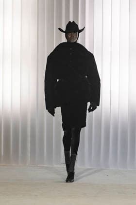 Jean Paul Gaultier Womenswear Collection Fall Winter 2026 2027 show as part of Paris Fashion Week PFW , Paris, France, March 08, 2026 Bestimage Runway during the Jean Paul Gaultier Womenswear Fall Winter 2026 2027 show as part of Paris Fashion Week on March 07, 2026 in Paris, France Paris France  Copyright: xAgencex xBestimagexAgencex xBestimagex