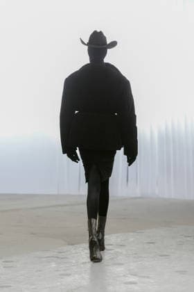 Jean Paul Gaultier Womenswear Collection Fall Winter 2026 2027 show as part of Paris Fashion Week PFW , Paris, France, March 08, 2026 Bestimage Runway during the Jean Paul Gaultier Womenswear Fall Winter 2026 2027 show as part of Paris Fashion Week on March 07, 2026 in Paris, France Paris France  Copyright: xAgencex xBestimagexAgencex xBestimagex