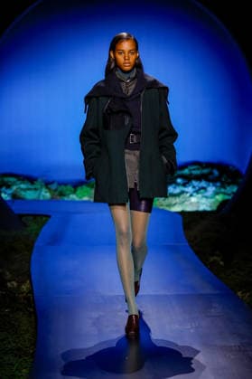 Défilé Hermès Collection Femme Prêt à Porter Automne Hiver 2026 2027 lors de la Fashion Week de Paris PFW , à Paris, France, le 7 mars 2026 Bestimage Runway during the Hermès Womenswear Fall Winter 2026 2027 show as part of Paris Fashion Week on March 07, 2026 in Paris, France Paris France  Copyright: xAgencex xBestimagexAgencex xBestimagex