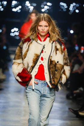 Isabel Marant Womenswear Collection Prêt à Porter Automne Hiver 2026 2027 show as part of Paris Fashion Week PFW , à Paris, France, le 5 mars 2026 Bestimage Runway during the Isabel Marant Womenswear Fall Winter 2026 2027 show as part of Paris Fashion Week on March 05, 2026 in Paris, France Paris France  Copyright: xAgencex xBestimagexAgencex xBestimagex
