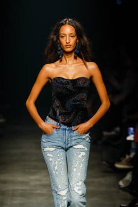 Isabel Marant Womenswear Collection Prêt à Porter Automne Hiver 2026 2027 show as part of Paris Fashion Week PFW , à Paris, France, le 5 mars 2026 Bestimage Runway during the Isabel Marant Womenswear Fall Winter 2026 2027 show as part of Paris Fashion Week on March 05, 2026 in Paris, France Paris France  Copyright: xAgencex xBestimagexAgencex xBestimagex