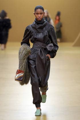 PFW - Zimmermann Runway A model walks the runway during the Zimmermann Womenswear Fall Winter 2026-2027 show as part of Paris Fashion Week on March 9, 2026 in Paris, France. Photo by Alain Gil Gonzalez ABACAPRESS.COM Paris France  Copyright: xGonzalezxAlain-Gil ABACAx