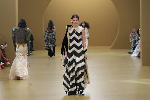 PFW - Zimmermann Runway A model walks the runway during the Zimmermann Womenswear Fall Winter 2026-2027 show as part of Paris Fashion Week on March 9, 2026 in Paris, France. Photo by Alain Gil Gonzalez ABACAPRESS.COM Paris France  Copyright: xGonzalezxAlain-Gil ABACAx