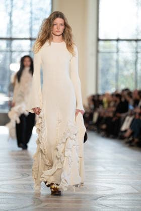 PFW - Gabriela Hearst Runway LZ A model walks the runway during the Gabriela Hearst Winter 2026-2027 show as part of Paris Fashion Week on March 09, 2026 at Petit Palais in Paris, France. Photo by Laurent Zabulon ABACAPRESS.COM  Copyright: xZabulonxLaurent ABACAx