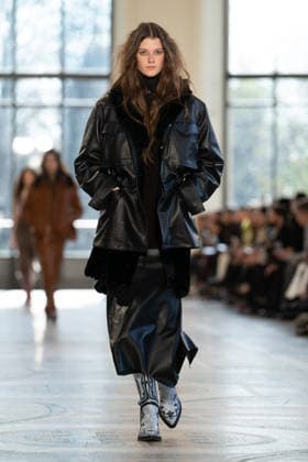 PFW - Gabriela Hearst Runway LZ A model walks the runway during the Gabriela Hearst Winter 2026-2027 show as part of Paris Fashion Week on March 09, 2026 at Petit Palais in Paris, France. Photo by Laurent Zabulon ABACAPRESS.COM  Copyright: xZabulonxLaurent ABACAx