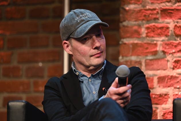 Autor Tom Hillenbrand liest und spricht auf der Lit.Cologne, dem internationalen Literaturfestival