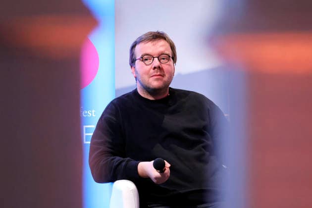 Schriftsteller Matthias Jügler in der Veranstaltung über Beutelwölfe, Riesenvampire, Darwin-Nasenfrösche und den St.-Helena-Olivenbaum im Rahmen der Lit.Cologne 2026 in der Kölner Flora. Köln, 09.03.2026 NRW Deutschland Copyright: xChristophxHardtx