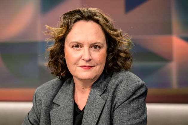 GER, Berlin, tough but fair Ð political talk show, TV, format, with host Louis Klamroth, Das Erste, pictured from left: Jana Hensel: Author and journalist for Die Zeit, March 9, 2026 Copyright: HMBxMedia UwexKoch
