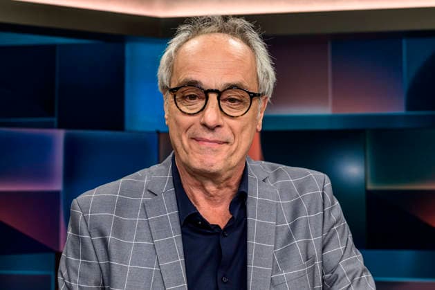 GER, Berlin, tough but fair Ð political talk show, TV, format, with host Louis Klamroth, Das Erste, pictured from left: Christian Rach: Top chef and podcaster (ÒDreimal freie MeinungÓ Three Times Free Opinion ) , March 9, 2026 Copyright: HMBxMedia UwexKoch