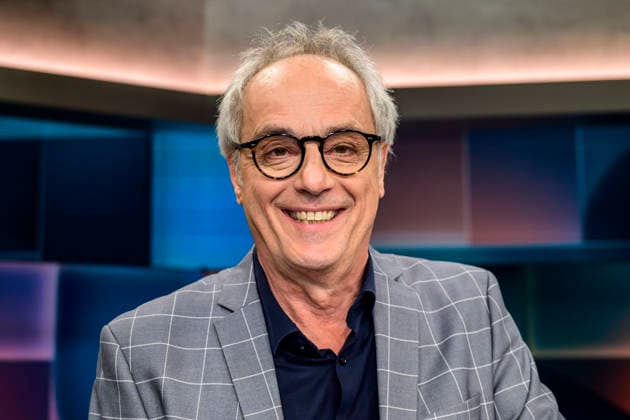 GER, Berlin, tough but fair Ð political talk show, TV, format, with host Louis Klamroth, Das Erste, pictured from left: Christian Rach: Top chef and podcaster (ÒDreimal freie MeinungÓ Three Times Free Opinion ) , March 9, 2026 Copyright: HMBxMedia UwexKoch