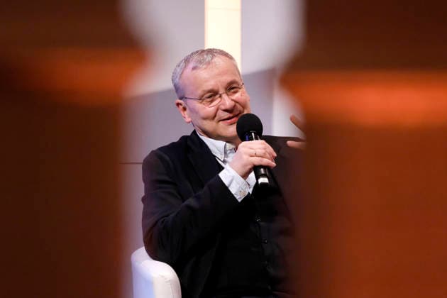 Filmkritiker Knut Elstermann in der Veranstaltung Was man liebt, braucht Zeit im Rahmen der Lit.Cologne 2026 in der Kölner Flora. Köln, 09.03.2026 NRW Deutschland Copyright: xChristophxHardtx