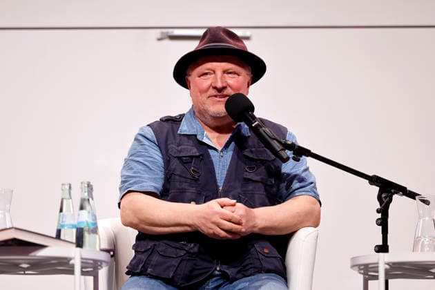 Schauspieler Axel Prahl in der Veranstaltung Was man liebt, braucht Zeit im Rahmen der Lit.Cologne 2026 in der Kölner Flora. Köln, 09.03.2026 NRW Deutschland Copyright: xChristophxHardtx
