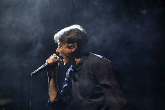 Brett Anderson von der Band Suede bei einem Konzert in der Uber Eats Music Hall in Berlin, 9. März 2026. Suede Konzert Berlin