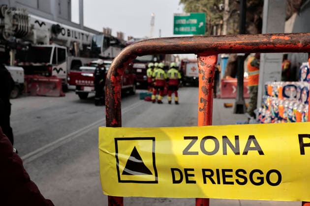 March 9, 2026, Mexico City, Cdmx, Mexico: A building damaged in the 2017 earthquake collapsed suddenly on Tlalpan Avenue in Mexico City. This building was used to handle labor disputes related to wrongful termination, among other government procedures. Confirmed reports indicate that two people were rescued, one alive and one deceased, but two more remain trapped. Rescue teams from all levels are on site working with canine units. Mexico City Mexico - ZUMAp204 20260309_zip_p204_052 Copyright: xJosuexPerezx