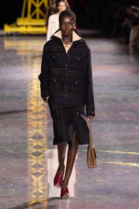 PFW - Chanel Runway LZ Awar Odhiang walks the runway during the Chanel Winter 2026-2027 show as part of Paris Fashion Week on March 09, 2026 at Grand Palais in Paris, France. Photo by Laurent Zabulon ABACAPRESS.COM Paris  Copyright: xZabulonxLaurent ABACAx