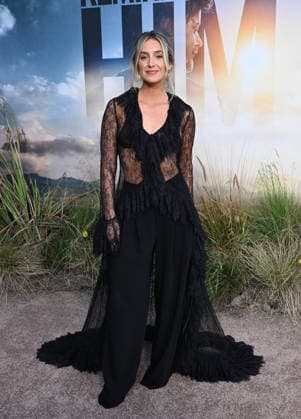 ˜Reminders of Him™ Premiere Lainey Wilson arriving to Universal Pictures premiere of Reminders of Him held at the Hollywood Legion Theater at Post 43 on March 09, 2026 in Los Angeles, CA. Los Angeles Hollywood Legion Theater at Post California USA Copyright: xLisaxOConnorx xAFF-USA.comx