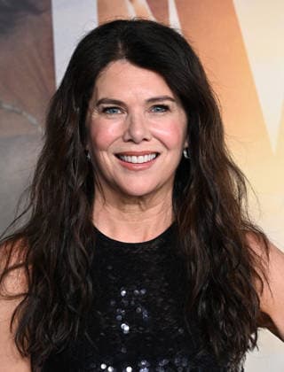 ˜Reminders of Him™ Premiere Lauren Graham arriving to Universal Pictures premiere of Reminders of Him held at the Hollywood Legion Theater at Post 43 on March 09, 2026 in Los Angeles, CA. Los Angeles Hollywood Legion Theater at Post California USA Copyright: xLisaxOConnorx xAFF-USA.comx