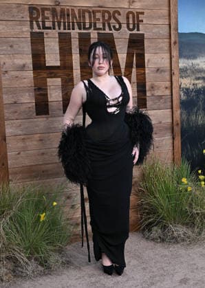 ˜Reminders of Him™ Premiere Noah Cyrus arriving to Universal Pictures premiere of Reminders of Him held at the Hollywood Legion Theater at Post 43 on March 09, 2026 in Los Angeles, CA. Los Angeles Hollywood Legion Theater at Post California USA Copyright: xLISAxOConnorx xAFF-USA.comx