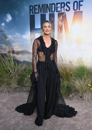 ˜Reminders of Him™ Premiere Lainey Wilson arriving to Universal Pictures premiere of Reminders of Him held at the Hollywood Legion Theater at Post 43 on March 09, 2026 in Los Angeles, CA. Los Angeles Hollywood Legion Theater at Post California USA Copyright: xLISAxOConnorx xAFF-USA.comx