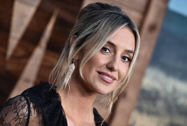 ˜Reminders of Him™ Premiere Lainey Wilson arriving to Universal Pictures premiere of Reminders of Him held at the Hollywood Legion Theater at Post 43 on March 09, 2026 in Los Angeles, CA. Los Angeles Hollywood Legion Theater at Post California USA Copyright: xLISAxOConnorx xAFF-USA.comx