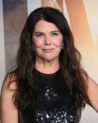 ˜Reminders of Him™ Premiere Lauren Graham arriving to Universal Pictures premiere of Reminders of Him held at the Hollywood Legion Theater at Post 43 on March 09, 2026 in Los Angeles, CA. Los Angeles Hollywood Legion Theater at Post California USA Copyright: xLISAxOConnorx xAFF-USA.comx