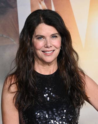 ˜Reminders of Him™ Premiere Lauren Graham arriving to Universal Pictures premiere of Reminders of Him held at the Hollywood Legion Theater at Post 43 on March 09, 2026 in Los Angeles, CA. Los Angeles Hollywood Legion Theater at Post California USA Copyright: xLISAxOConnorx xAFF-USA.comx