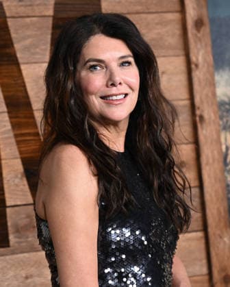 ˜Reminders of Him™ Premiere Lauren Graham arriving to Universal Pictures premiere of Reminders of Him held at the Hollywood Legion Theater at Post 43 on March 09, 2026 in Los Angeles, CA. Los Angeles Hollywood Legion Theater at Post California USA Copyright: xLISAxOConnorx xAFF-USA.comx